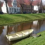 In Mit Garten By Interhome * Friedrichstadt